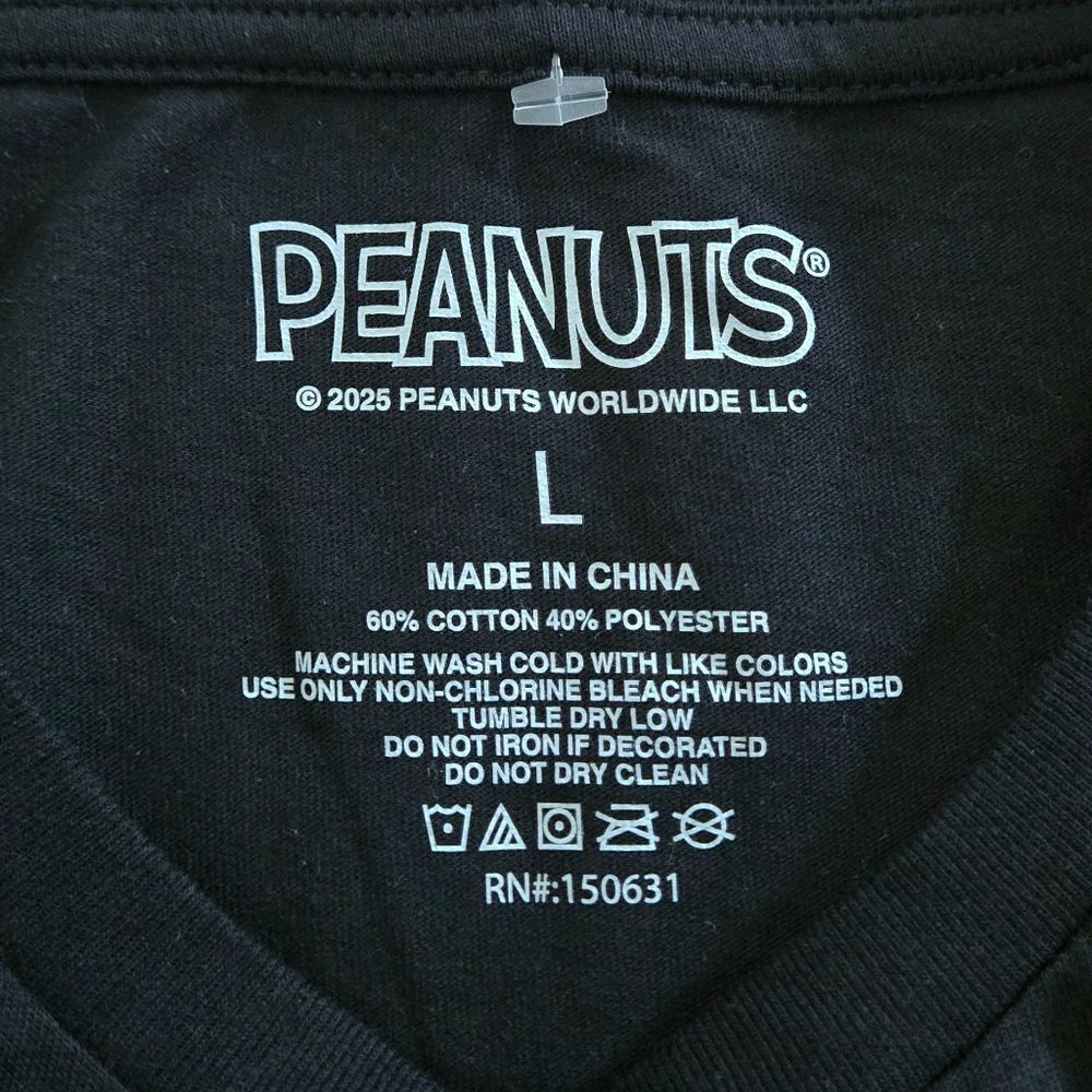 Peanuts "Peanuts Social Club" Graphic Tee👕 - NWOT - Picture 7 of 13